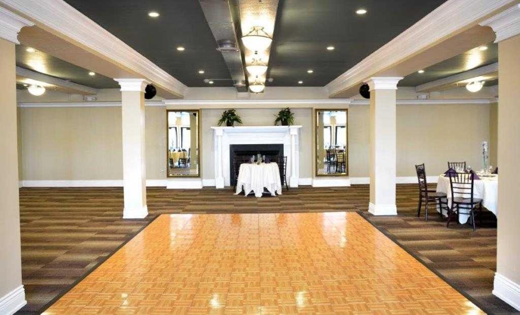 Niagara Crossing Hotel&Spa Lewiston Exterior foto